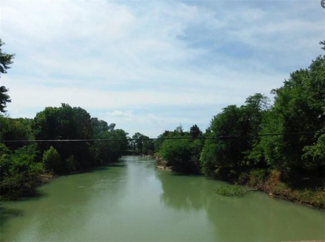 10831 & 10836 Bray Road, Elkins, AR 72727