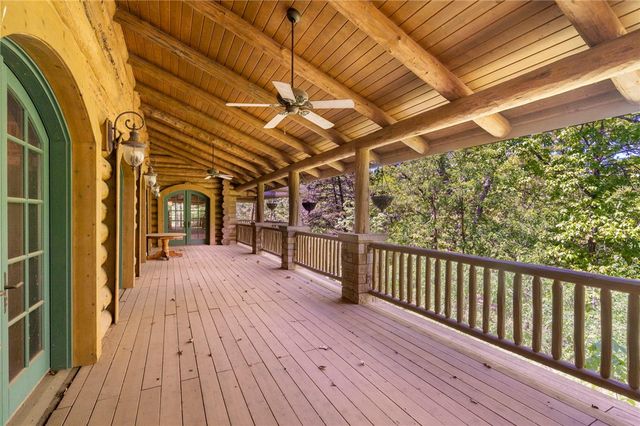 10831 & 10836 Bray Road, Elkins, AR 72727