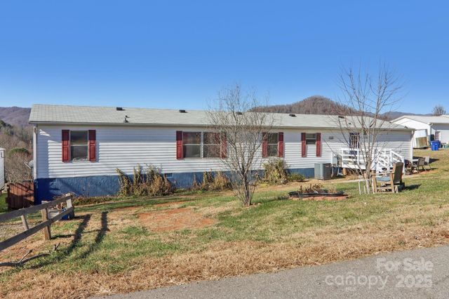 99 Colton Drive, Leicester, NC 28748