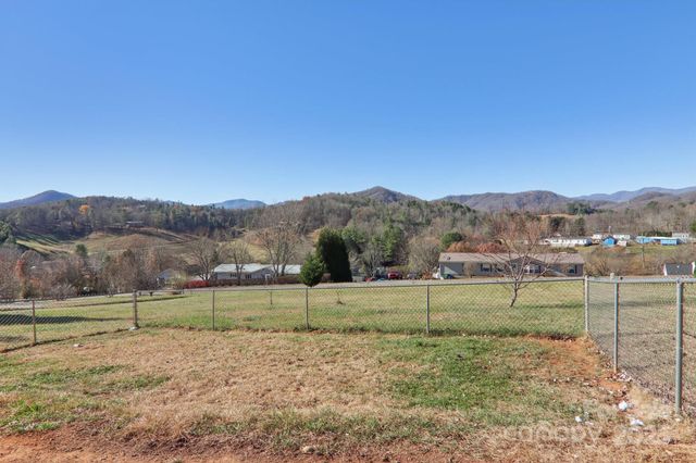 99 Colton Drive, Leicester, NC 28748