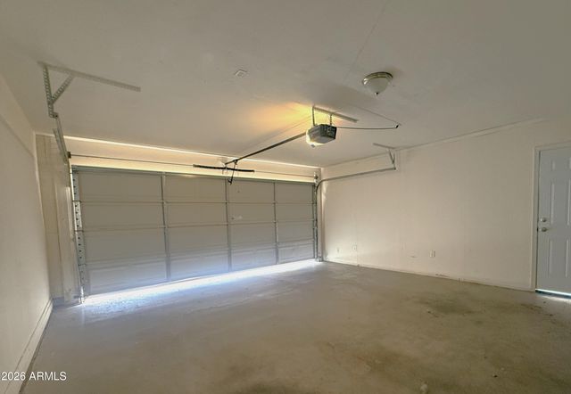 1904 E GREENWAY Drive, Tempe, AZ 85282