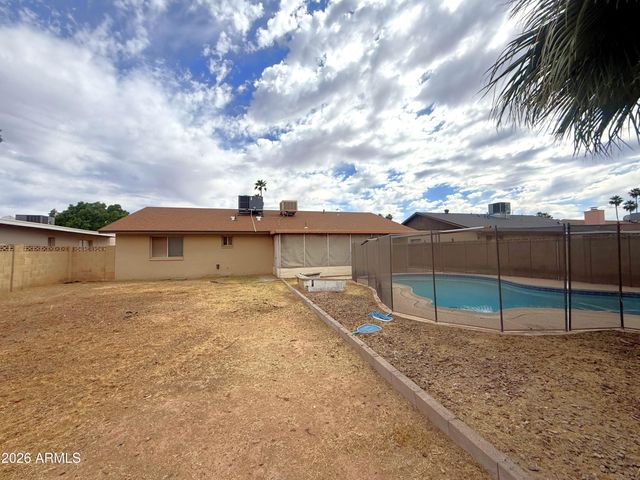 1904 E GREENWAY Drive, Tempe, AZ 85282