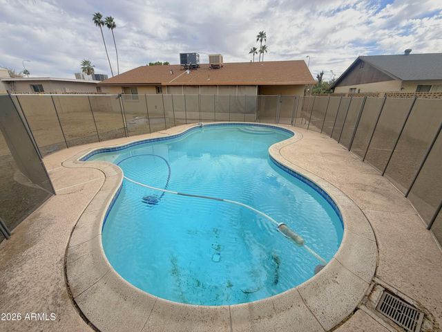 1904 E GREENWAY Drive, Tempe, AZ 85282