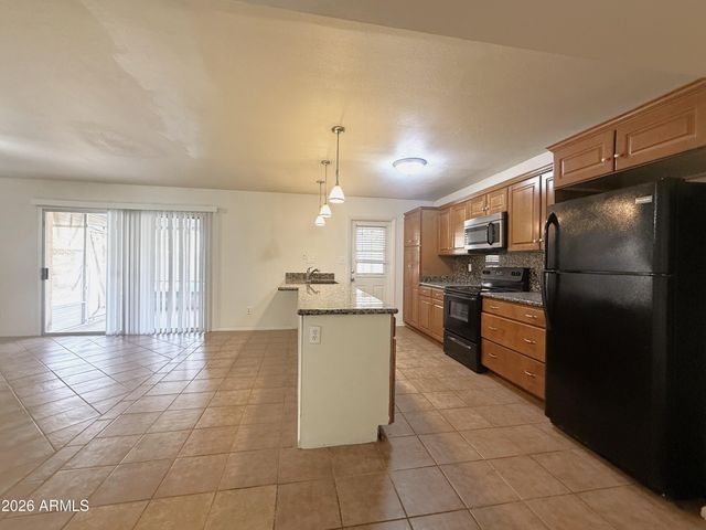 1904 E GREENWAY Drive, Tempe, AZ 85282