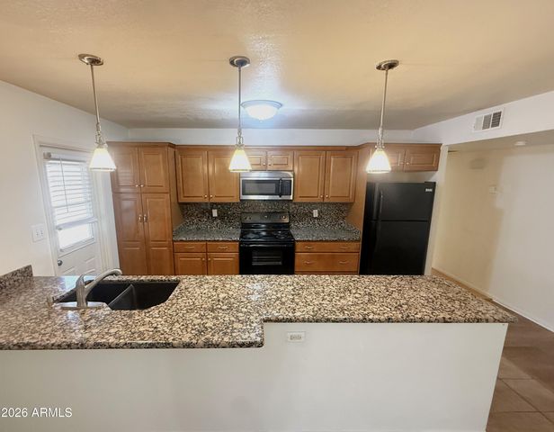 1904 E GREENWAY Drive, Tempe, AZ 85282