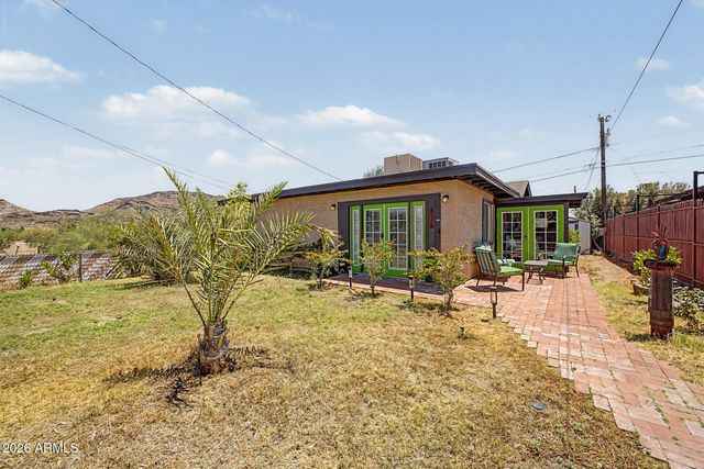 1221 E MESCAL Street, Phoenix, AZ 85020