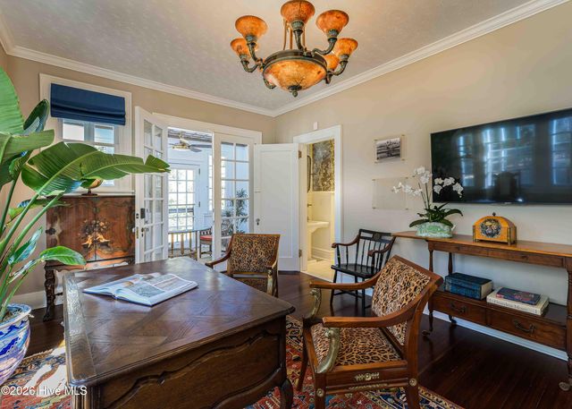 12 E Barrett Road, Pinehurst, NC 28374