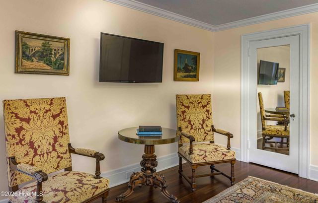 12 E Barrett Road, Pinehurst, NC 28374