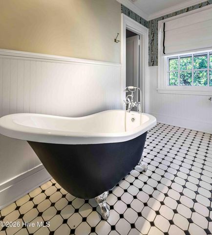 12 E Barrett Road, Pinehurst, NC 28374