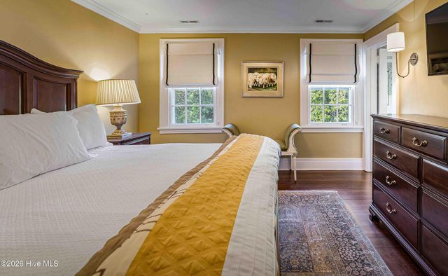 12 E Barrett Road, Pinehurst, NC 28374