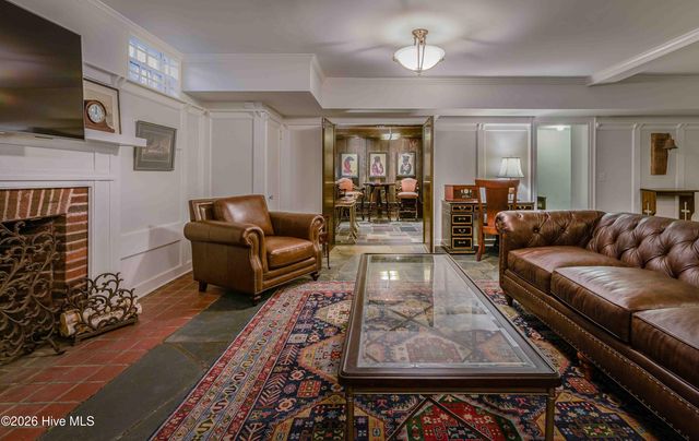 12 E Barrett Road, Pinehurst, NC 28374