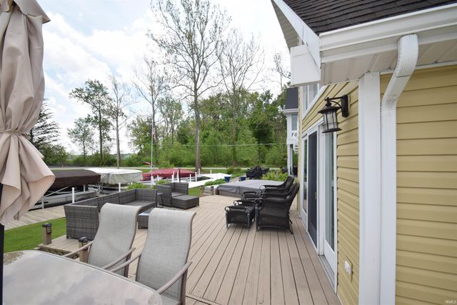 10272 SOUTH CHANNEL Drive, Syracuse, IN 46567