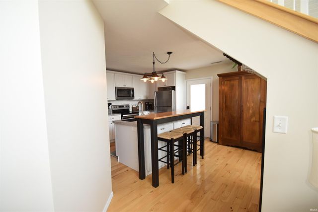 10272 SOUTH CHANNEL Drive, Syracuse, IN 46567