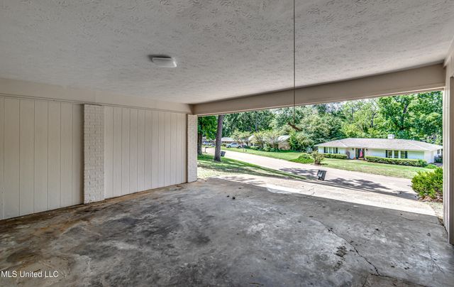 107 Woodgate Drive, Brandon, MS 39042