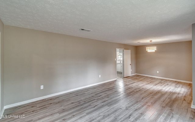 107 Woodgate Drive, Brandon, MS 39042