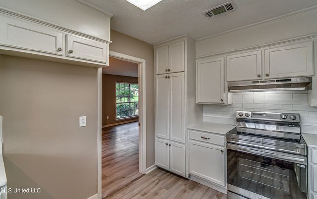 107 Woodgate Drive, Brandon, MS 39042