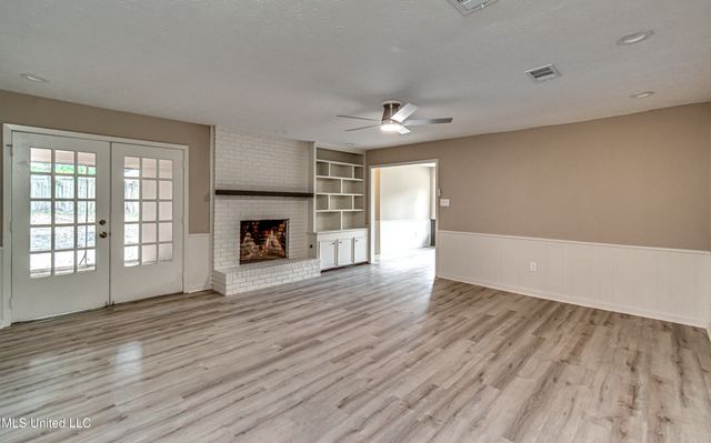 107 Woodgate Drive, Brandon, MS 39042