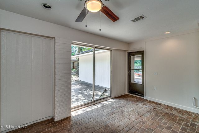 107 Woodgate Drive, Brandon, MS 39042