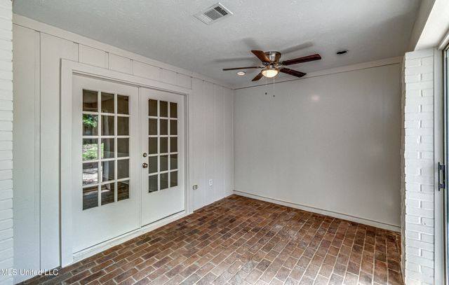 107 Woodgate Drive, Brandon, MS 39042