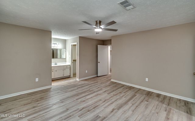 107 Woodgate Drive, Brandon, MS 39042