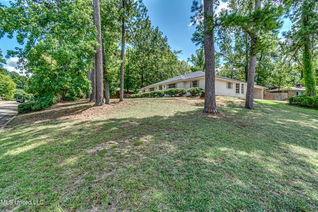 107 Woodgate Drive, Brandon, MS 39042