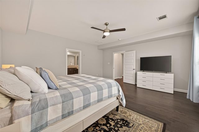 5202 Chandler Street, Houston, TX 77007