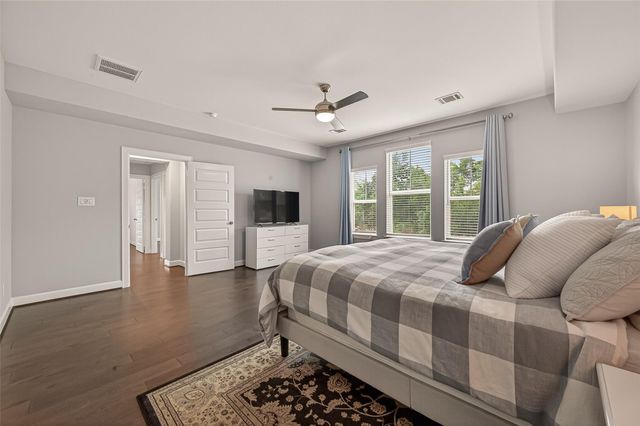 5202 Chandler Street, Houston, TX 77007