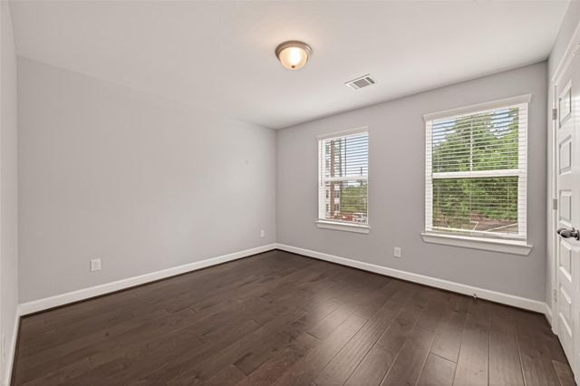 5202 Chandler Street, Houston, TX 77007