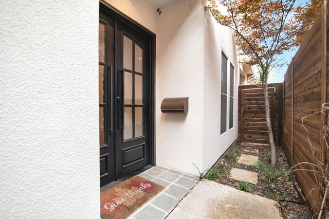 3426 Granada Avenue, University Park, TX 75205