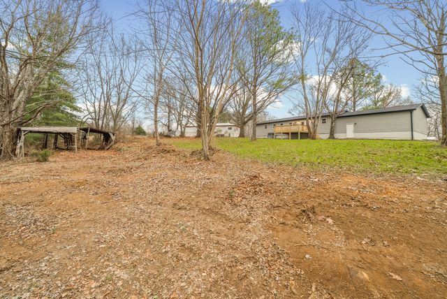 1402 Cagle Rd, Ashland City, TN 37015