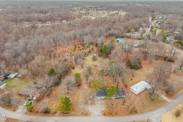 1402 Cagle Rd, Ashland City, TN 37015