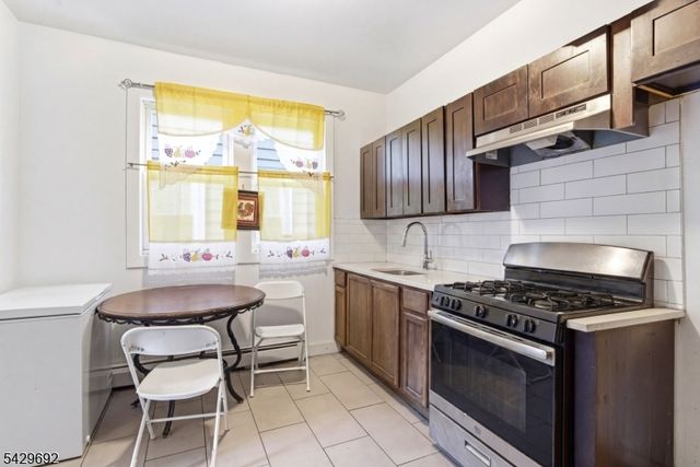200 Munn Ave, Irvington Twp., NJ 07111