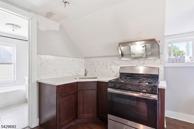 200 Munn Ave, Irvington Twp., NJ 07111