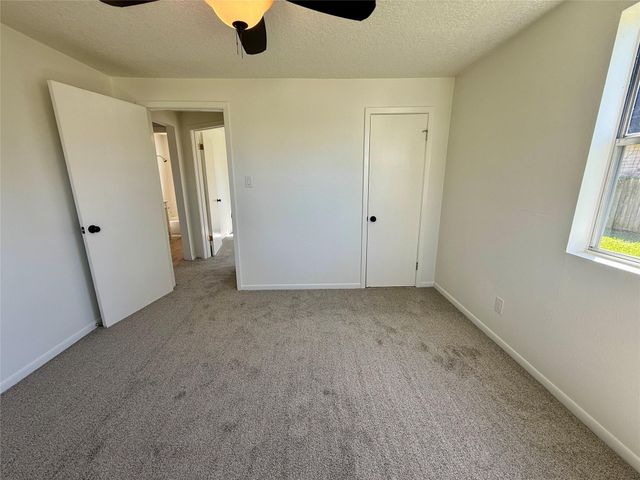 111 4th Street, Brazoria, TX 77422