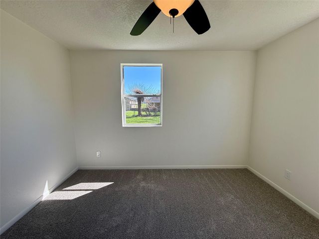 111 4th Street, Brazoria, TX 77422