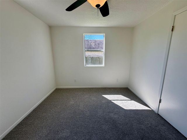 111 4th Street, Brazoria, TX 77422