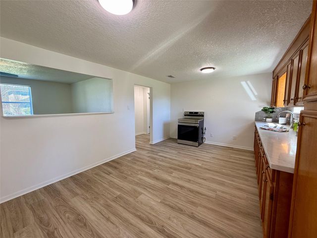 111 4th Street, Brazoria, TX 77422