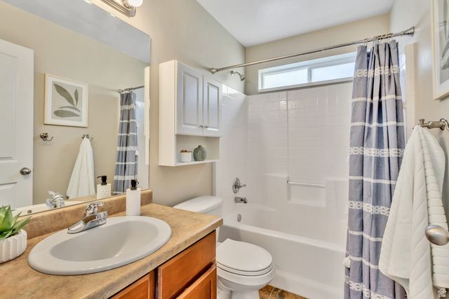 2172 W RIFLEMAN DR, Farmington, UT 84025