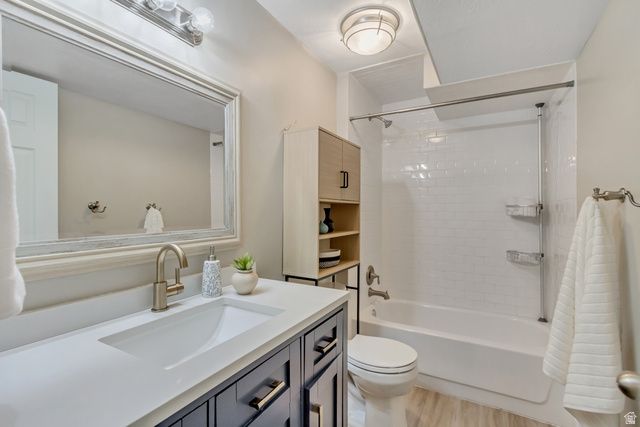 2172 W RIFLEMAN DR, Farmington, UT 84025