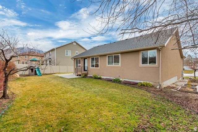 2172 W RIFLEMAN DR, Farmington, UT 84025