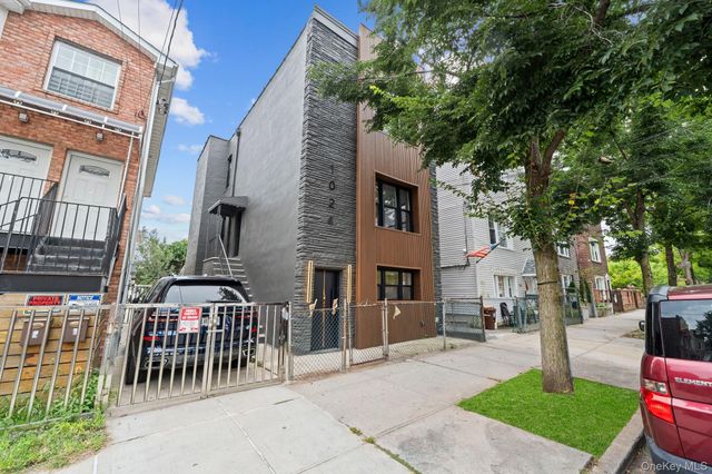 1024 E 226th Street, Bronx, NY 10466