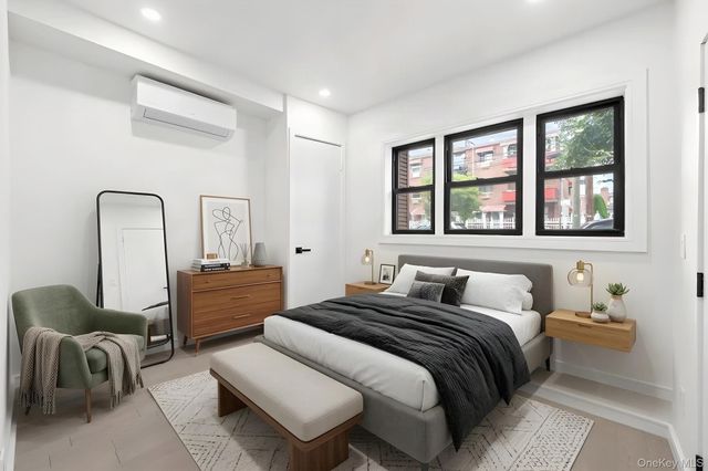 1024 E 226th Street, Bronx, NY 10466