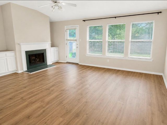 3904 Cadoz CT, Austin, TX 78728