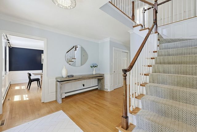 5 Hickory Dr, Medfield, MA 02052