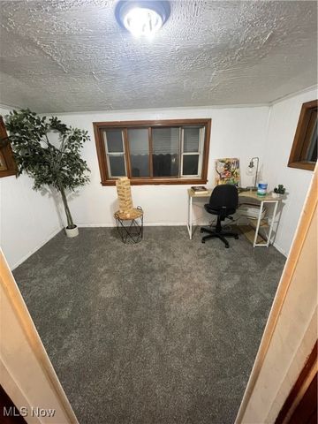 18606 Cherokee Avenue, Cleveland, OH 44119