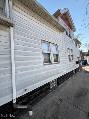 18606 Cherokee Avenue, Cleveland, OH 44119