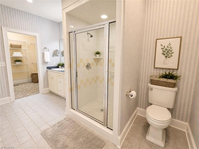 6916 Harvest Glen Drive, Greensboro, NC 27406