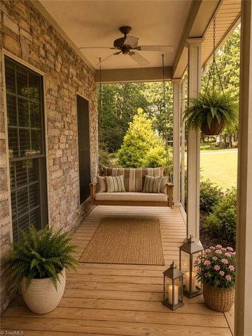 6916 Harvest Glen Drive, Greensboro, NC 27406