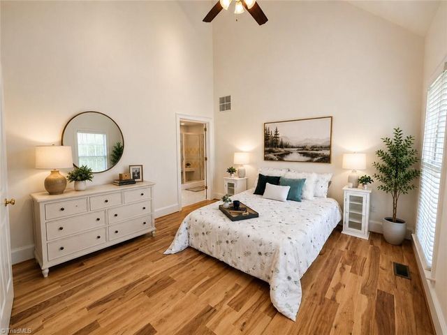 6916 Harvest Glen Drive, Greensboro, NC 27406