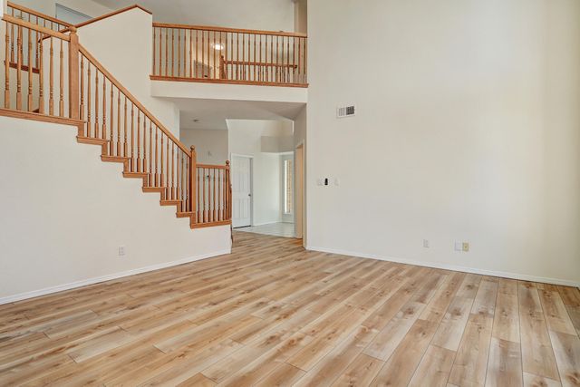 10015 Petra Court NE, Albuquerque, NM 87122